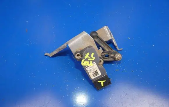 Volvo XC60 Rear air suspension level height sensor 31681288