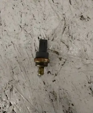 Coolant temperature sensor