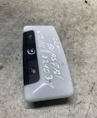 Nissan Qashqai J12 Rear seat light 264106ca0a
