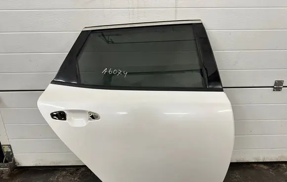 KIA Optima Rear door
