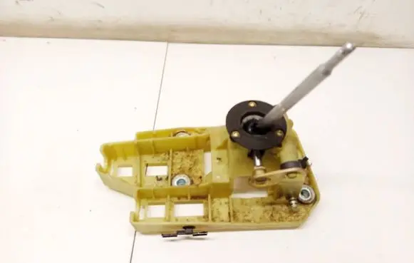Volvo S60 Gear shifter/selector 