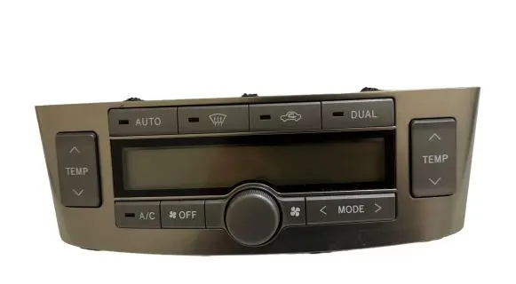Toyota Avensis T250 Climate control unit 5590205050H 7L08078