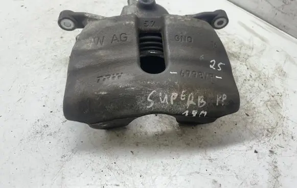 Skoda Superb B8 (3V) Front brake caliper 6798F