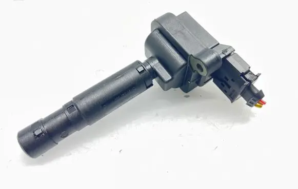 Mercedes-Benz C W204 High voltage ignition coil A0001502580