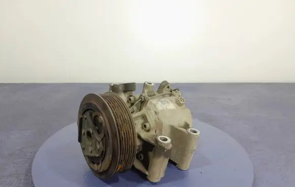 Isuzu D-Max Air conditioning (A/C) compressor (pump) 8983842610