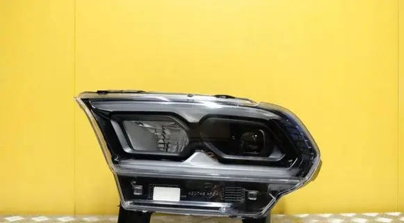 Dodge Durango Headlight/headlamp 68433785AD 2812