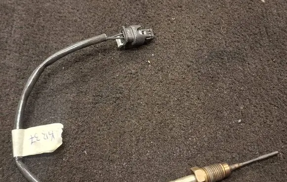 BMW X1 E84 Exhaust gas temperature sensor 8596276