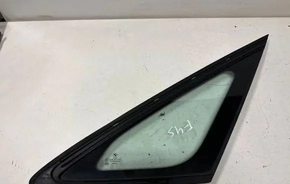 BMW 2 F45 Front triangle window/glass 2579127