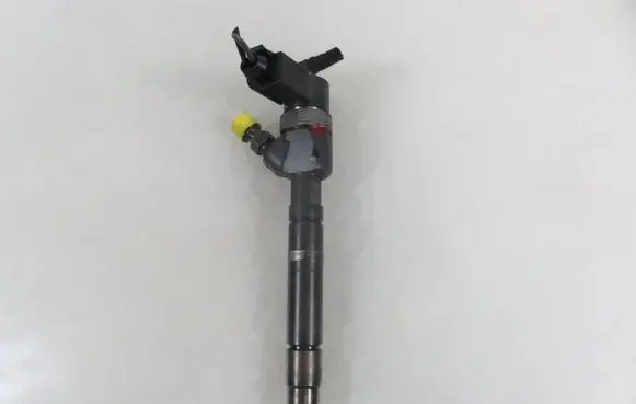 Mercedes-Benz C AMG W203 Fuel injector 0986435061
