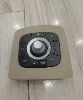 Multifunctional control switch/knob
