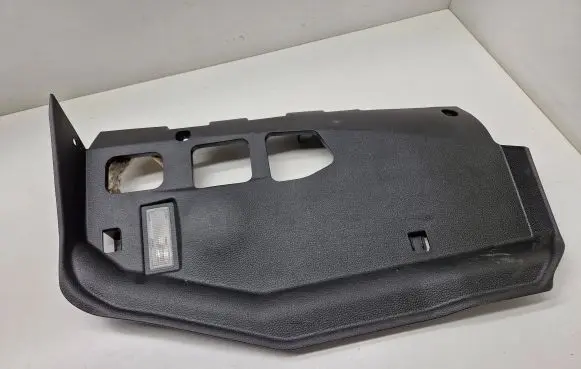 BMW 1 E82 E88 Dashboard lower bottom trim panel 6966279
