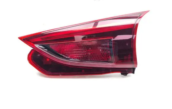 Mazda 3 III Tailgate rear/tail lights 