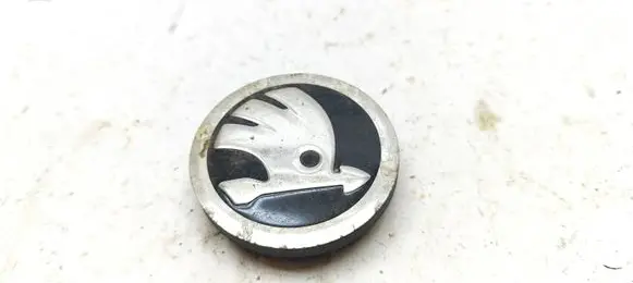 Skoda Octavia Mk2 (1Z) Original wheel cap 5JA601151