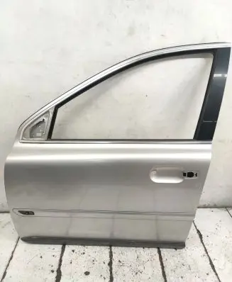 Volvo XC90 Front door