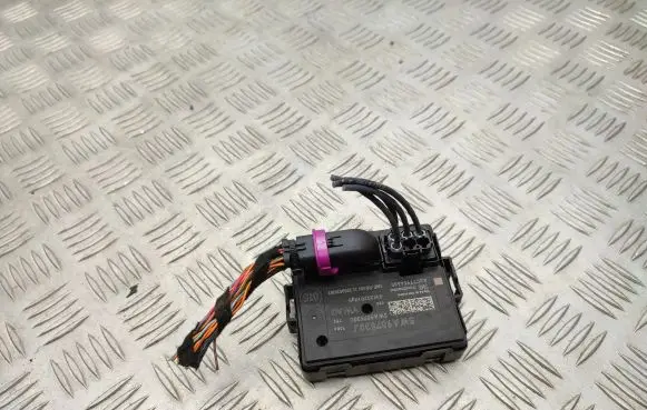 Volkswagen Golf VIII Gateway control module 5WA907530J 5WA907530C