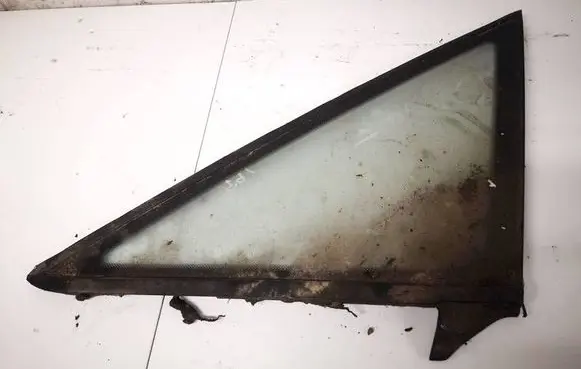 Toyota Previa (XR10, XR20) I Front door vent window glass four-door 