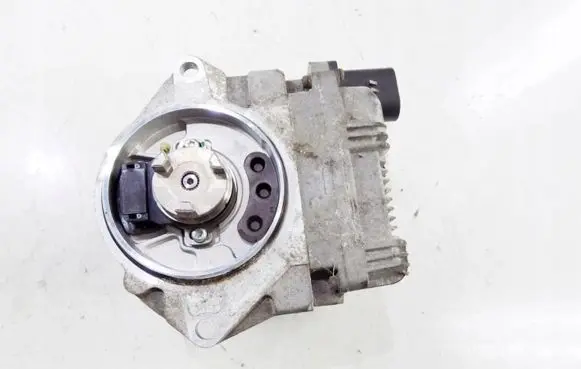 Mini One - Cooper Coupe R56 Power steering pump 6800002726