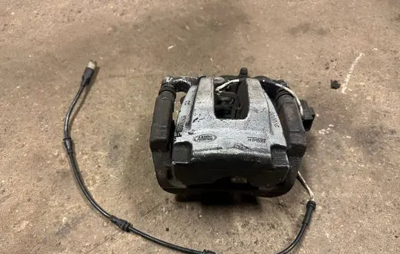 Land Rover Range Rover Sport L320 Rear brake caliper HPLA2K327DF