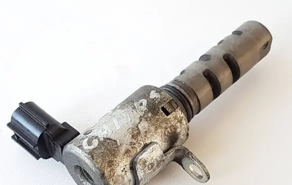 Lexus RX 330 - 350 - 400H Camshaft vanos timing valve 331030 08106N22