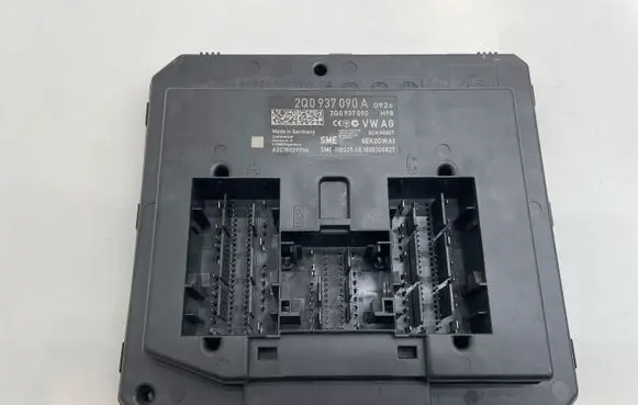 Seat Ibiza V (KJ) Central body control module 2Q0937090