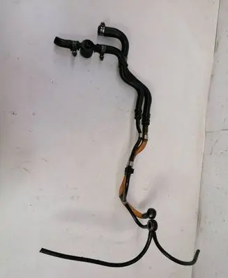Audi A6 S6 C5 4B Fuel injector supply line/pipe 