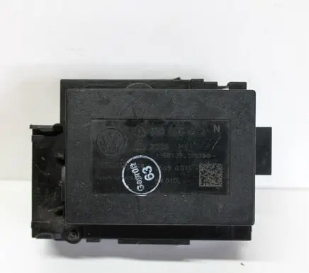 Volkswagen PASSAT B6 Ignition lock 3C0905843N