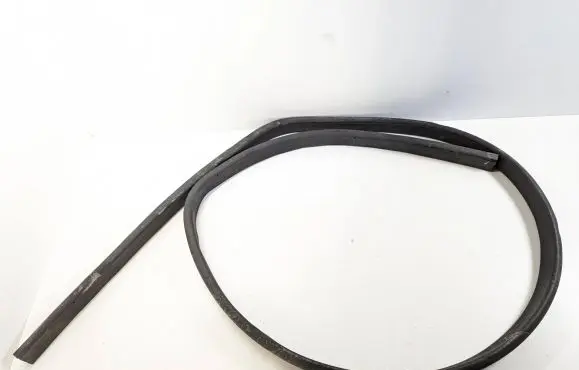 Mercedes-Benz GL X164 Engine compartment rubber 