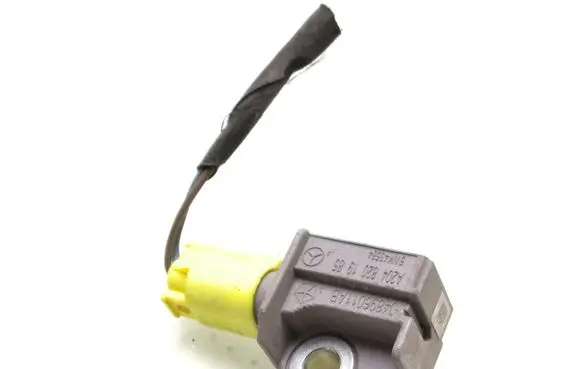 Mercedes-Benz C W204 Airbag deployment crash/impact sensor A2048201985 5WK43584 04896011AB