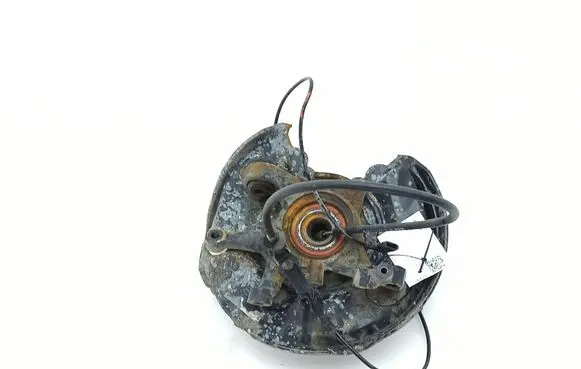 Mercedes-Benz C W203 Rear wheel hub