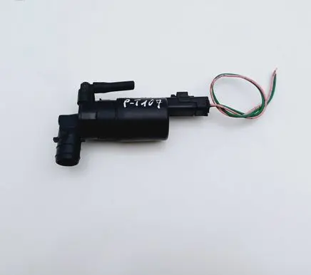 Peugeot 107 Windscreen/windshield washer pump 8200031805