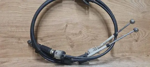 Volvo S60 Gear shift cable linkage 