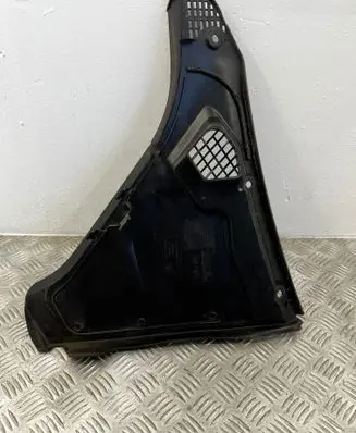 Other engine bay part