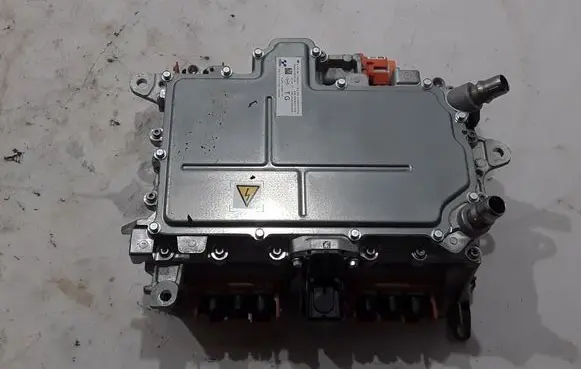 Renault Arkana Voltage converter inverter 292A06301R