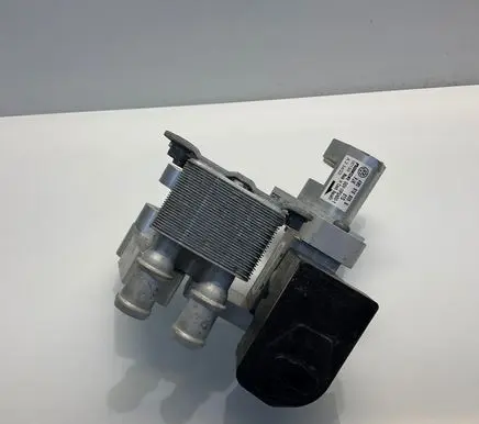 Audi Q7 4M Air conditioning (A/C) expansion valve 4M0816682E 2200011147