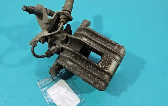 Rear brake caliper