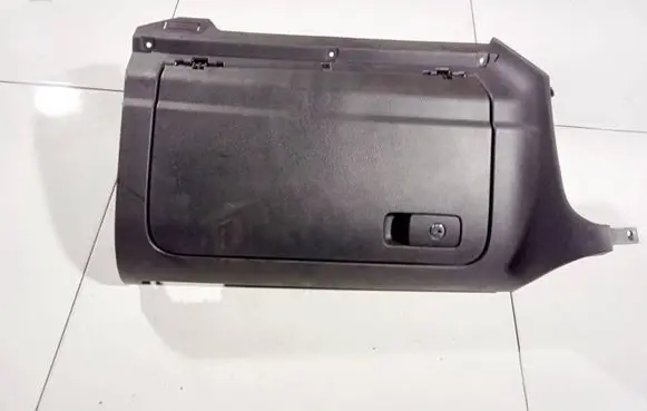 Volkswagen Golf V Glove box 1k1857290