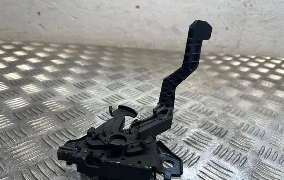 Dacia Sandero III Engine bonnet/hood lock/catch