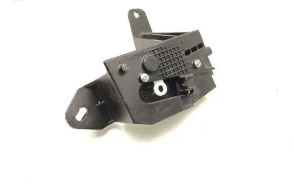 Fuel tank cap lock