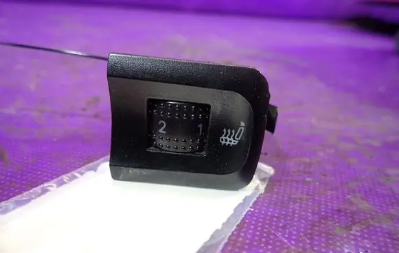Seat Toledo II (1M) Seat heating switch 