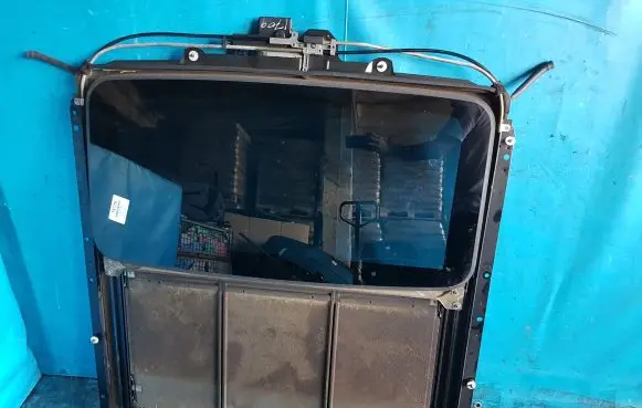 Volvo V70 Sunroof set 