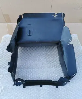Volkswagen Touareg III Cabin air duct channel 760117334F