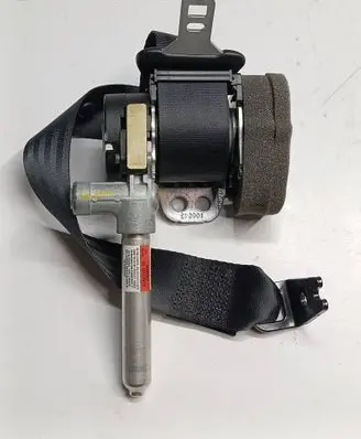 Volvo C30 Rear seatbelt 30642227