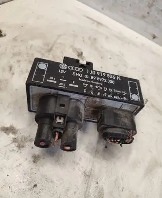 Audi A6 S6 C6 4F Coolant fan relay 1J0919506K