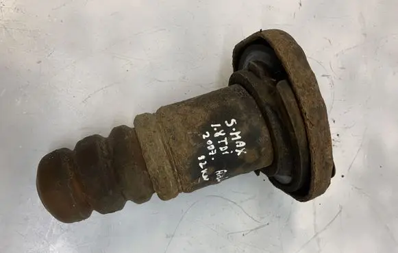 Ford S-MAX Rear coil spring rubber mount 