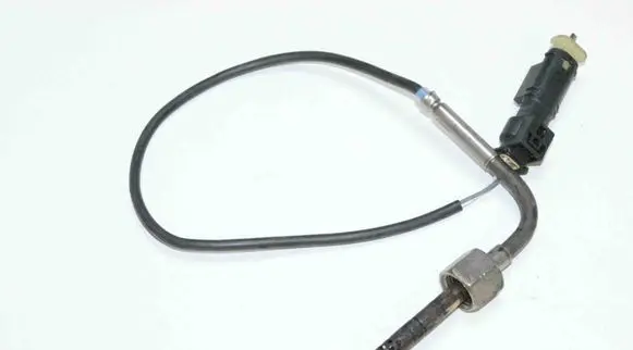 Mercedes-Benz Sprinter W906 Oil temperature sensor A0071537528