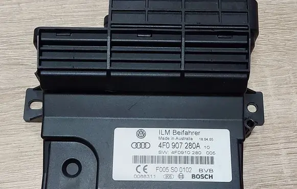 Audi A6 S6 C6 4F Power management control unit 4F0907280A
