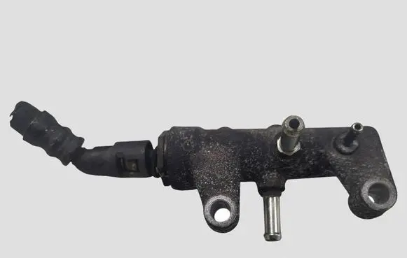 Opel Vectra C Fuel pressure regulator 55203803