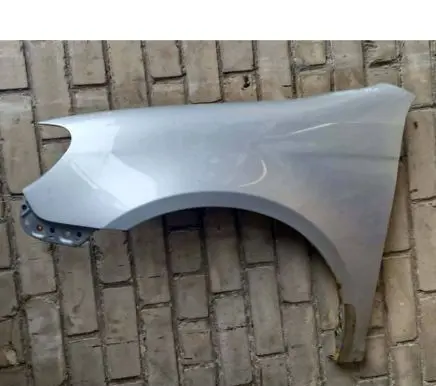 Volkswagen Golf VI Fender 