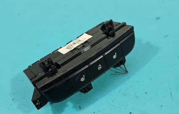 KIA Optima Seat control switch 84605-D4710BYF IMPRK1447953