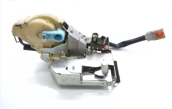 Honda Jazz Front door lock 07030